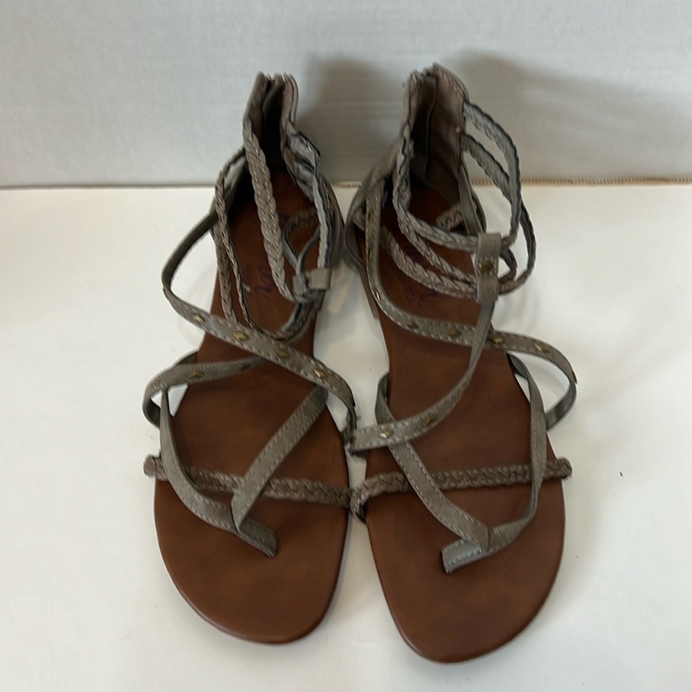 Shimmer by EDL Yana Sandals. Gray strappy. Size 10M
